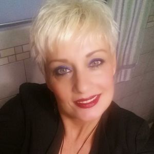 Meet your Posher, Jil
